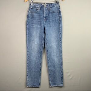 Madewell The Curvy Perfect‎ Vintage Medium Wash. Women’s Size 24.